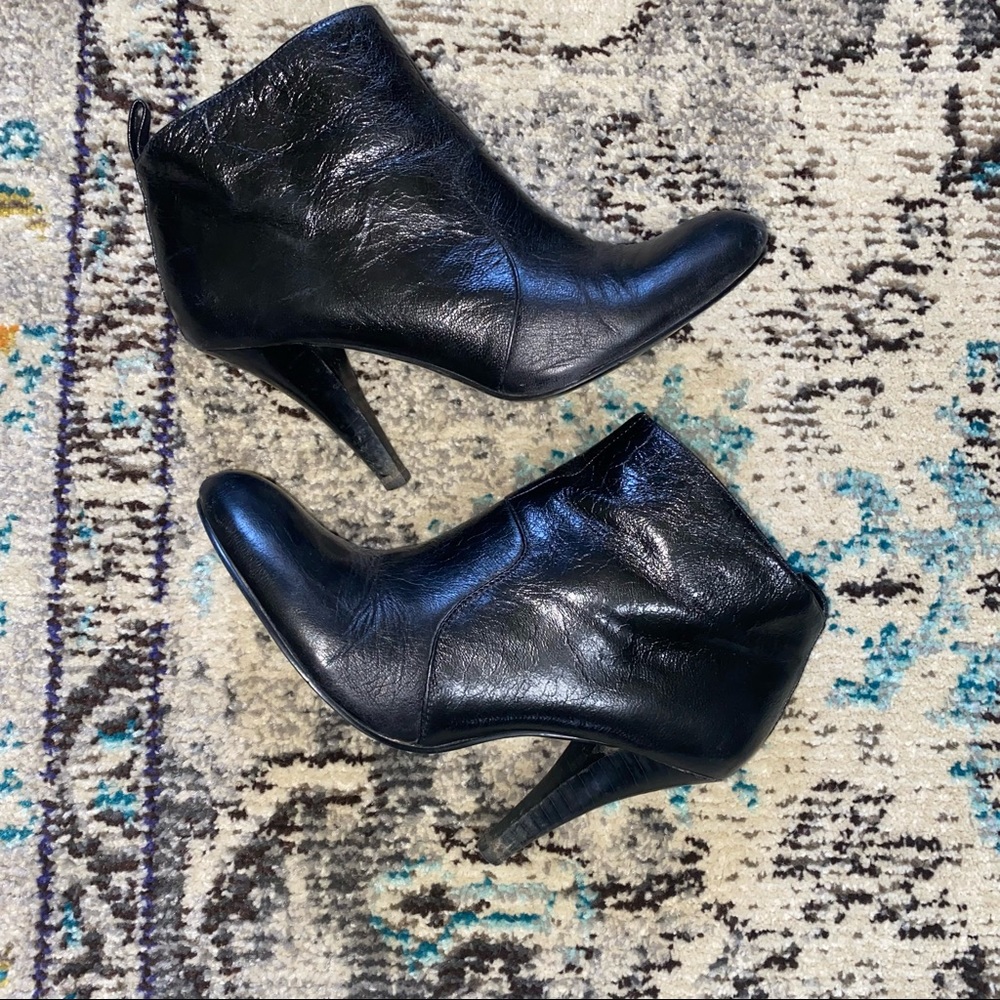 Nine West